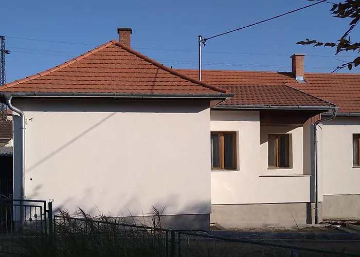 Sandora Vendeghaz * Nagyrákos